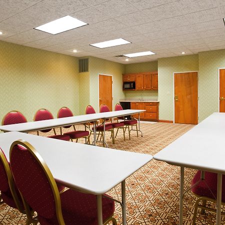 Holiday Inn Express Hotel & Suites Goshen By Ihg Εξωτερικό φωτογραφία