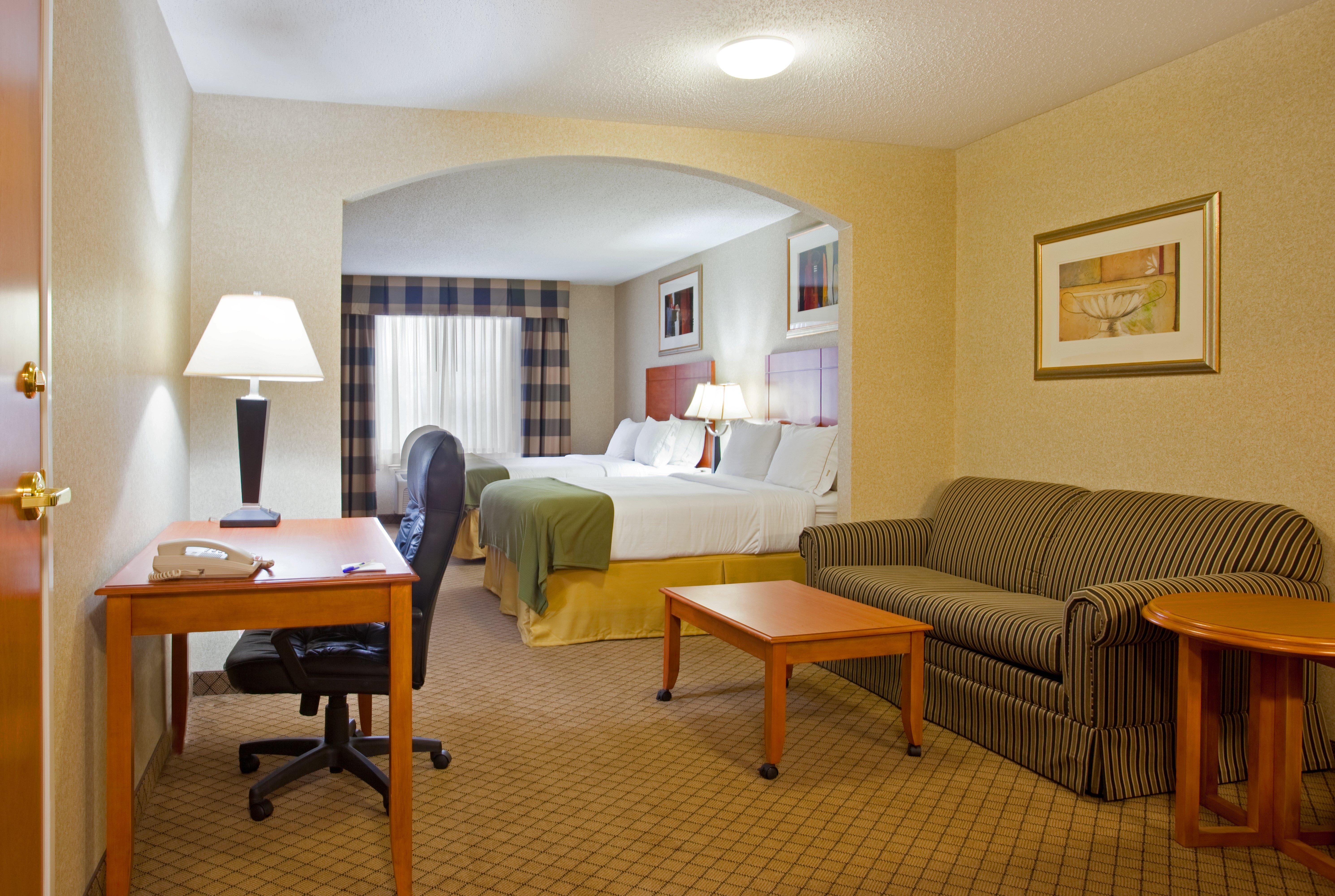 Holiday Inn Express Hotel & Suites Goshen By Ihg Εξωτερικό φωτογραφία