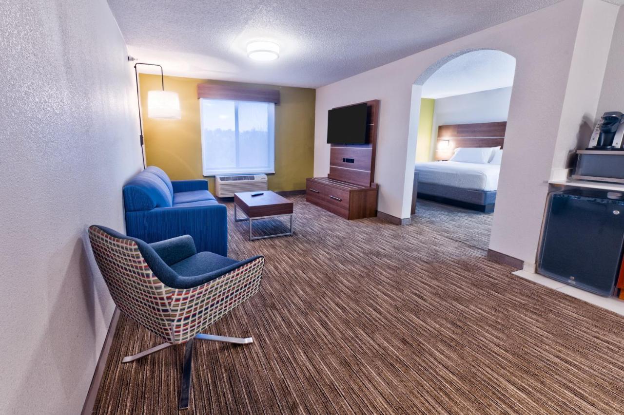 Holiday Inn Express Hotel & Suites Goshen By Ihg Εξωτερικό φωτογραφία