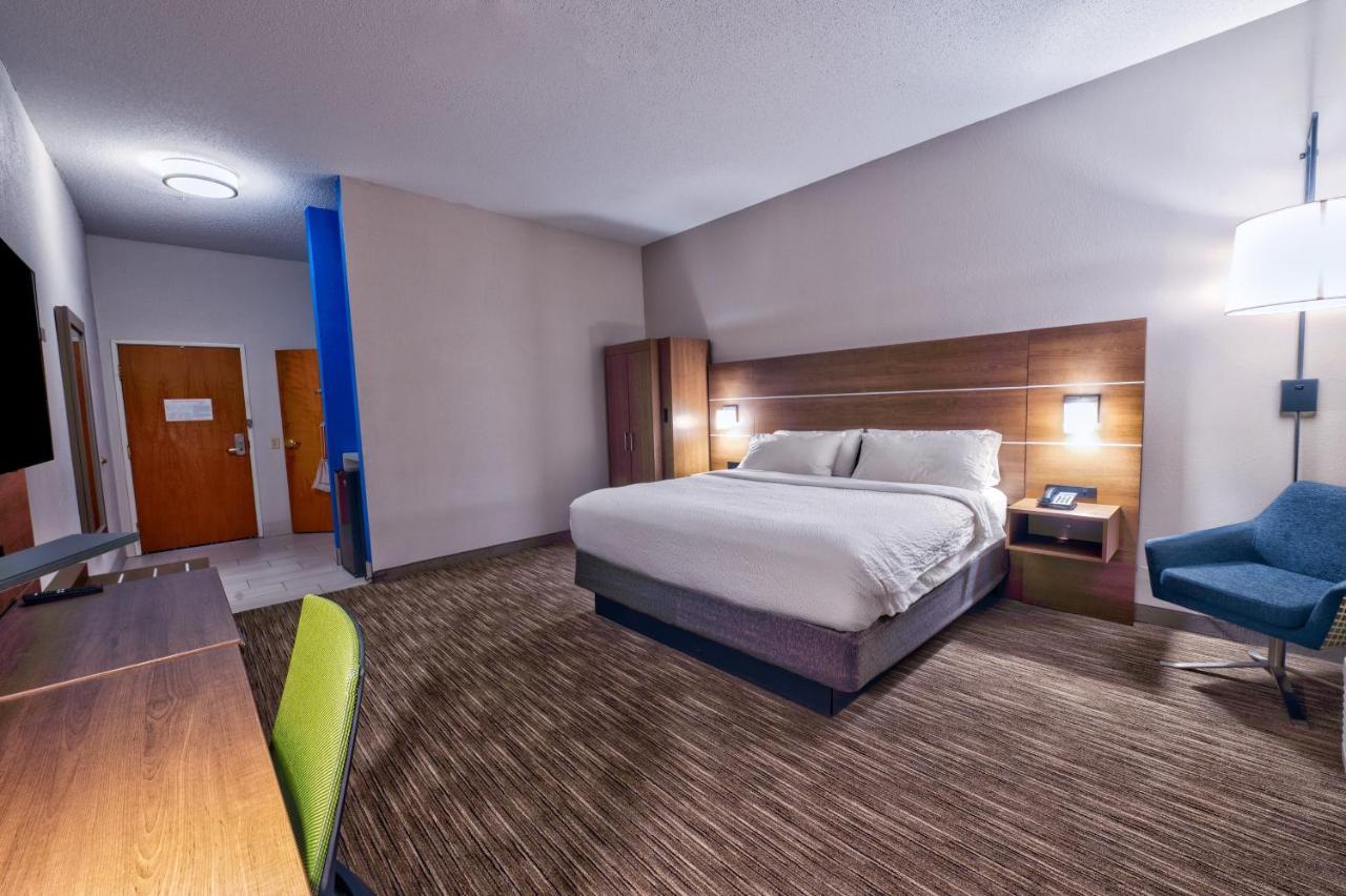 Holiday Inn Express Hotel & Suites Goshen By Ihg Εξωτερικό φωτογραφία
