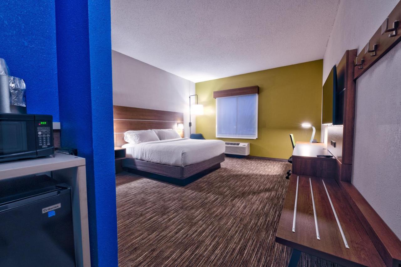 Holiday Inn Express Hotel & Suites Goshen By Ihg Εξωτερικό φωτογραφία